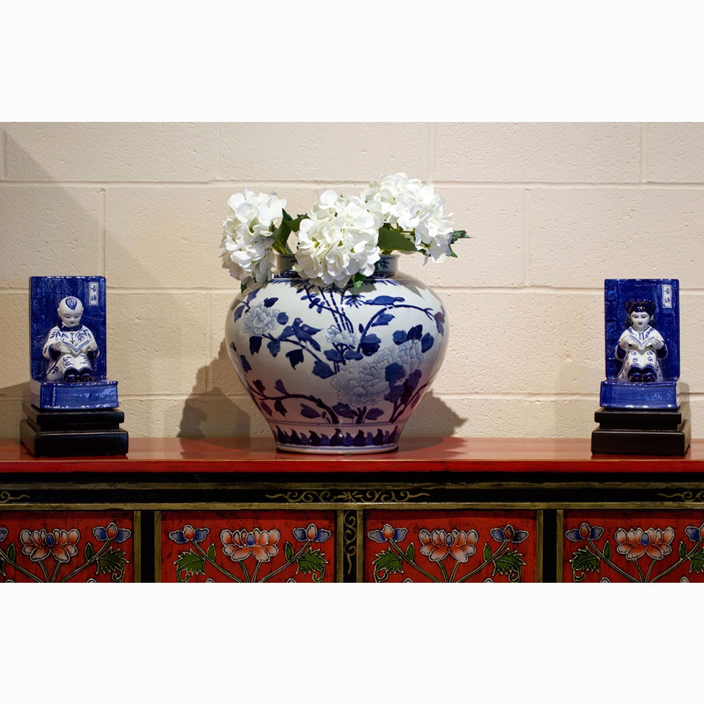 Blue & White Chinese Ming Porcelain Scenery Motif Vase