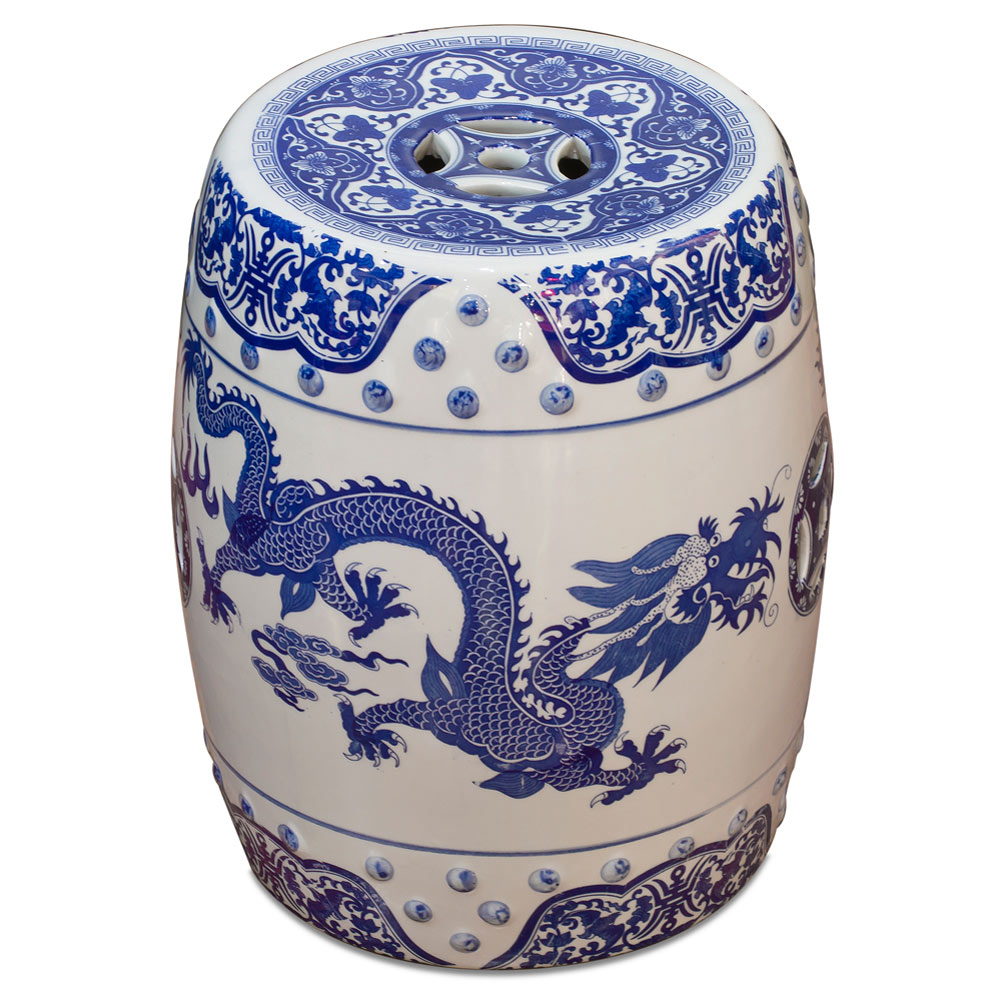 CLASSIC BLUE AND WHITE PORCELAIN  ORIENTAL BASIN LAMP W/ DRAGONS 