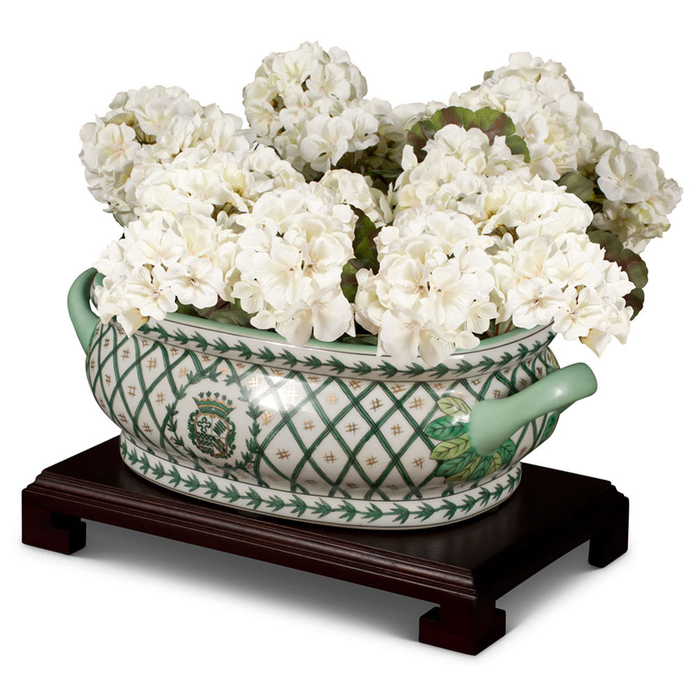 Green and White European Motif Chinese Porcelain Footbath Planter
