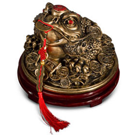 Antique Gold Finish Chinese Shou Shan Money Toad Resin Statue