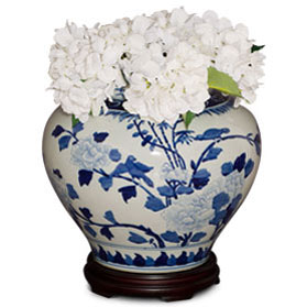 Blue & White Chinese Ming Porcelain Scenery Motif Vase