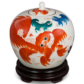 White Porcelain Oriental Jar with Peking Foo Dogs